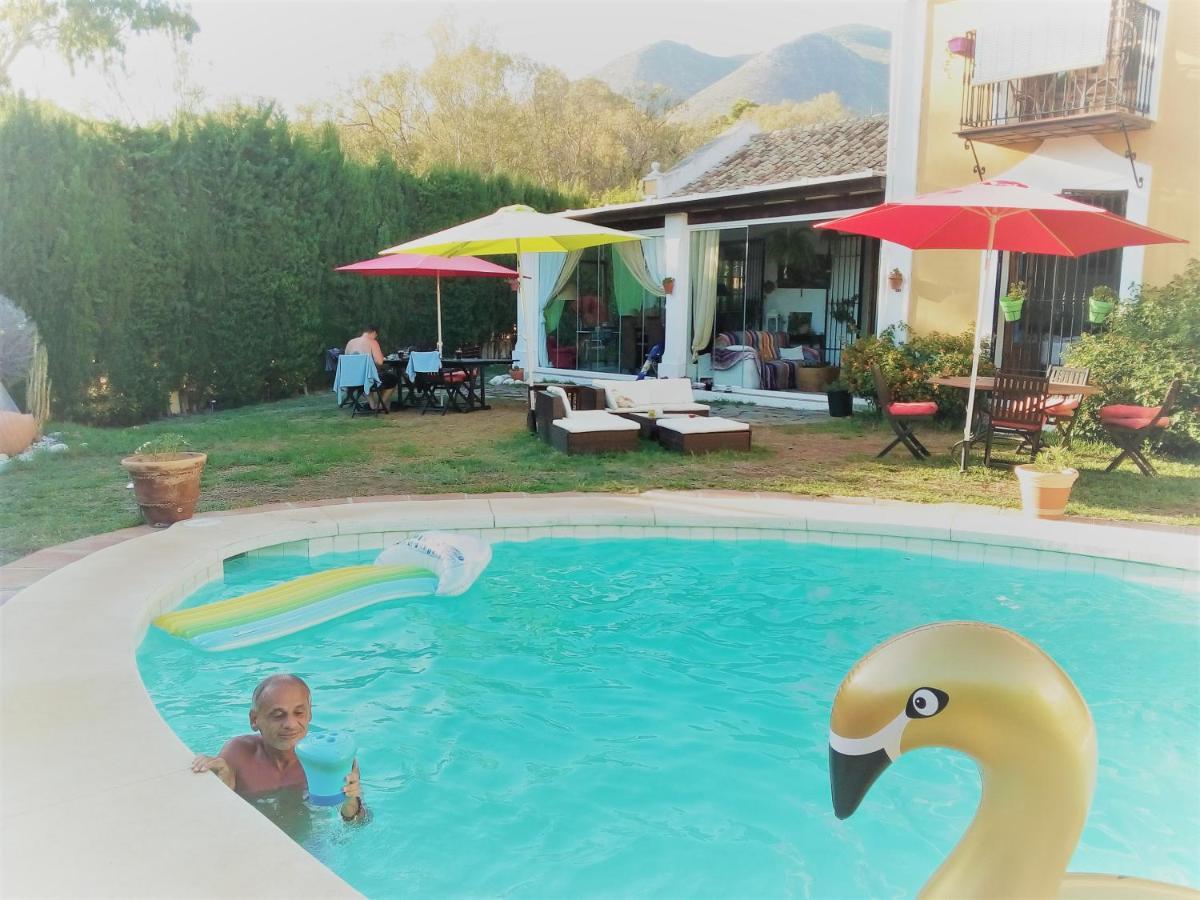 Bed & Breakfast Caravane Benalmádena